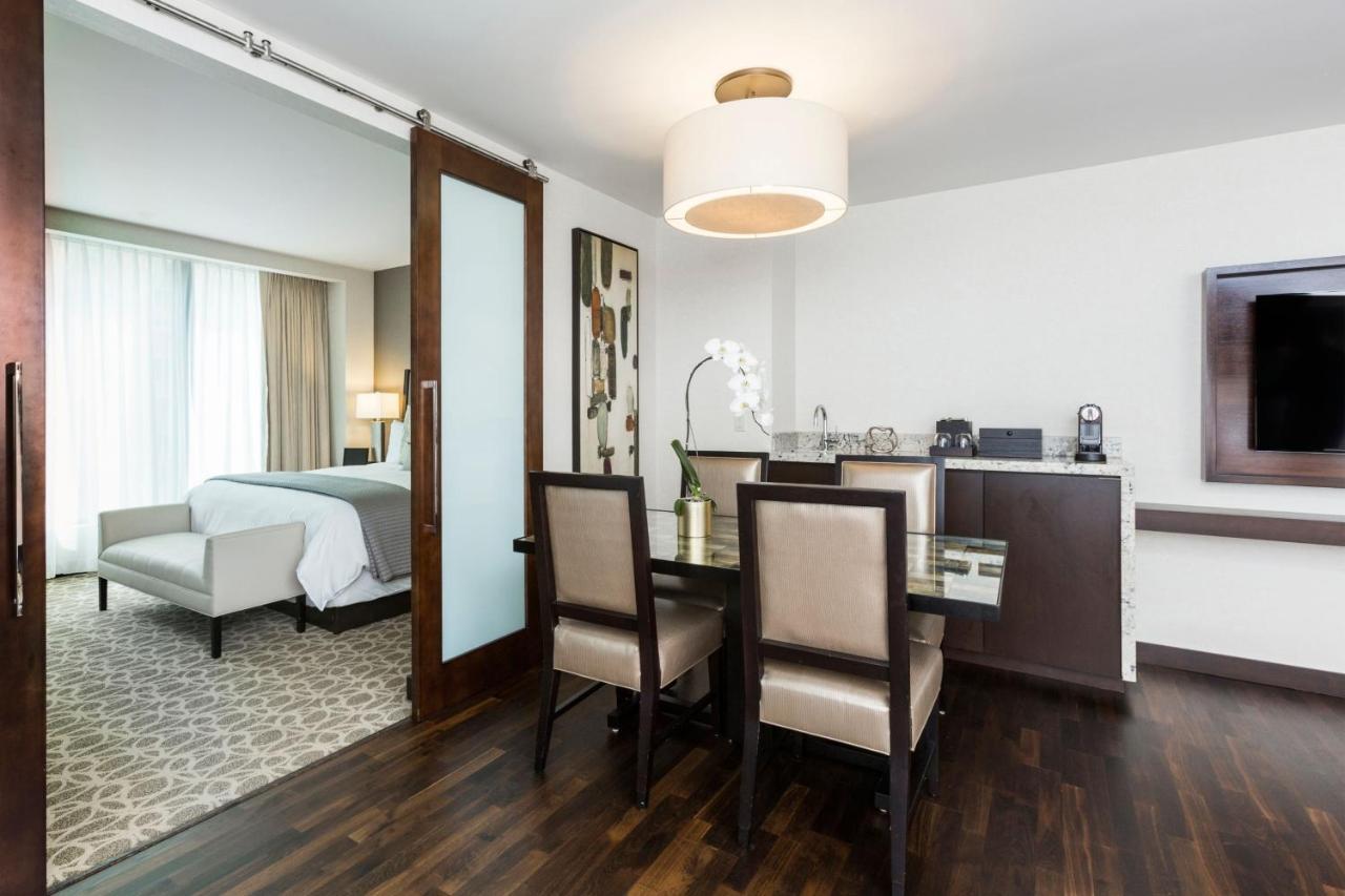 Jw Marriott Houston Downtown Hotel Kültér fotó